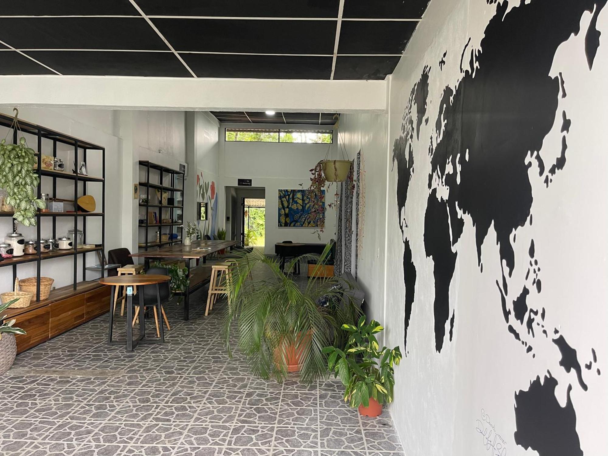 Asha Hostel La Fortuna Exteriör bild